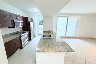 19900 E Country Club Dr, Aventura, FL 33180 - Photo 4