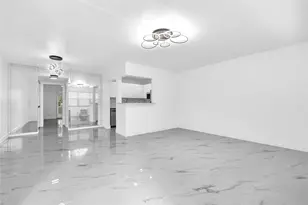 242 Tilford L, Deerfield Beach, FL 33442 - Photo 4