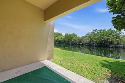 9056 Plymouth Place, Tamarac, FL 33321 - Photo 28