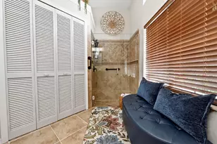 118 Royal Pine Cir N, Royal Palm Beach, FL 33411 - Photo 16