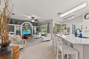 118 Royal Pine Cir N, Royal Palm Beach, FL 33411 - Photo 10