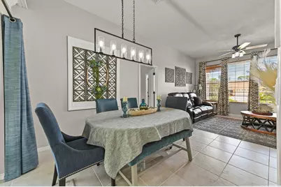 118 Royal Pine Circle N, Royal Palm Beach, FL 33411 - Photo 6