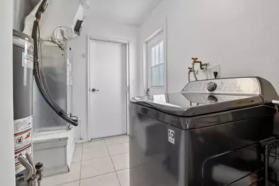 2205 NW 72nd Avenue, Sunrise, FL 33313 - Photo 18
