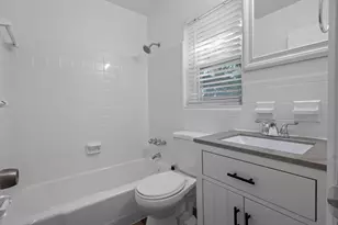 1801 NE 56th St, Fort Lauderdale, FL 33308 - Photo 20