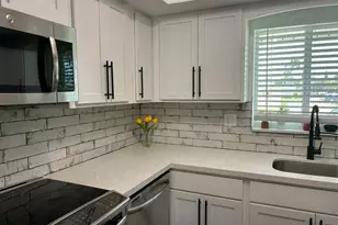 2591 W Barkley Dr Dr W, West Palm Beach, FL 33415 - Photo 8