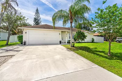 2814 SE Melaleuca Boulevard, Port Saint Lucie, FL 34952 - Photo 1