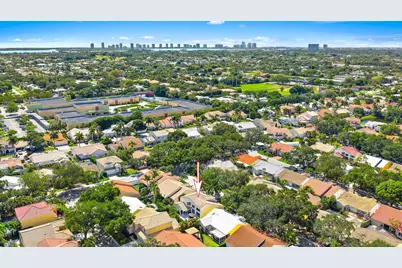 10101 Oak Bark Lane, Palm Beach Gardens, FL 33410 - Photo 24