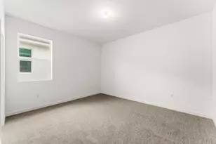 10881 SW Orana Dr, Port Saint Lucie, FL 34987 - Photo 8