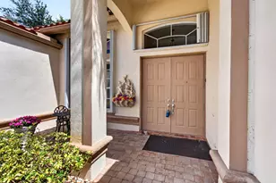9725 Asti Ln, Lake Worth, FL 33467 - Photo 4