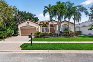 9725 Asti Ln, Lake Worth, FL 33467 - Photo 2