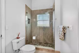 9725 Asti Ln, Lake Worth, FL 33467 - Photo 52