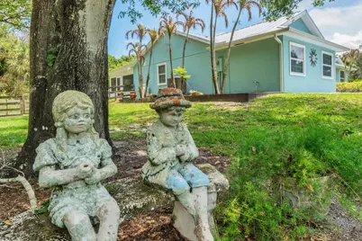 5700 Oleander Avenue, Fort Pierce, FL 34982 - Photo 4