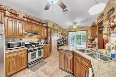 5700 Oleander Avenue, Fort Pierce, FL 34982 - Photo 14