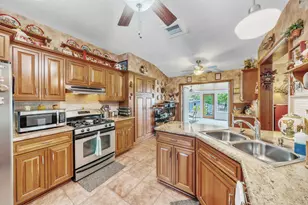 5700 Oleander Ave, Fort Pierce, FL 34982 - Photo 14