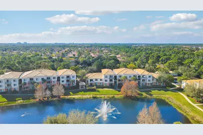 9212 W Myrtlewood Circle W, Palm Beach Gardens, FL 33418 - Photo 12