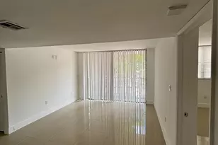 8002 SW 149th Ave, Miami, FL 33193 - Photo 14