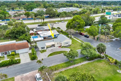 1048 Van Deventer Street, West Palm Beach, FL 33405 - Photo 12
