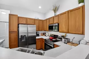 3271 Laurel Ridge Cir, Riviera Beach, FL 33404 - Photo 12