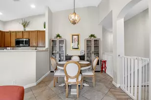3271 Laurel Ridge Cir, Riviera Beach, FL 33404 - Photo 10