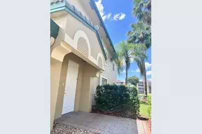 7842 Exeter Boulevard E, Tamarac, FL 33321 - Photo 2