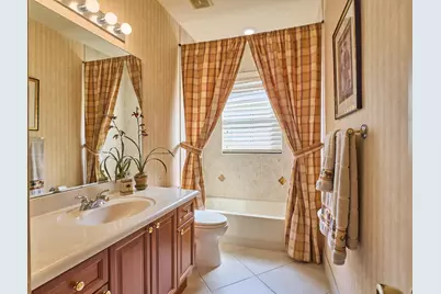 8282 Spyglass Drive, West Palm Beach, FL 33412 - Photo 18