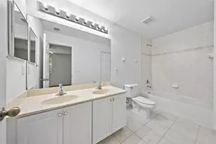 5372 SE Jennings Ln, Stuart, FL 34997 - Photo 8