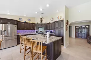 1042 NW 110th Ln, Coral Springs, FL 33071 - Photo 4