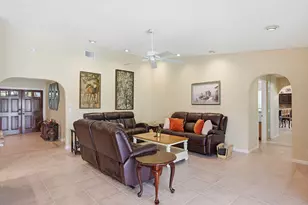 1042 NW 110th Ln, Coral Springs, FL 33071 - Photo 18