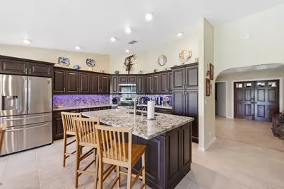 1042 NW 110th Lane, Coral Springs, FL 33071 - Photo 4