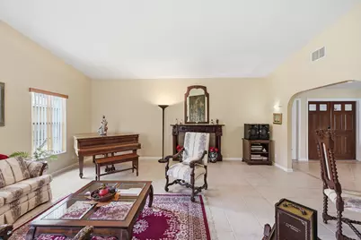 1042 NW 110th Lane, Coral Springs, FL 33071 - Photo 16