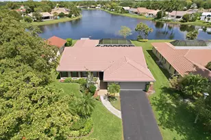 1042 NW 110th Ln, Coral Springs, FL 33071 - Photo 2