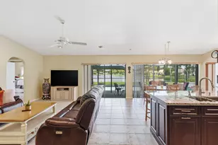 1042 NW 110th Ln, Coral Springs, FL 33071 - Photo 14