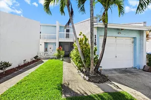 115 Fairway Ln, Royal Palm Beach, FL 33411 - Photo 40