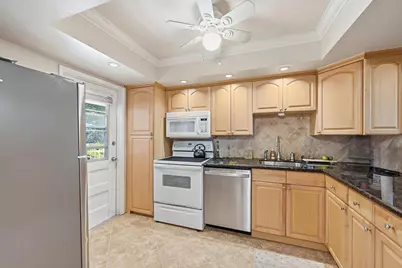 2601 S Course Drive #202, Pompano Beach, FL 33069 - Photo 6