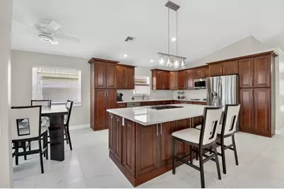 6738 Sun River Road, Boynton Beach, FL 33437 - Photo 12