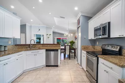 16525 Sapphire Street, Weston, FL 33331 - Photo 10
