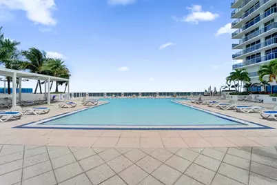 2751 S Ocean Drive #302s, Hollywood, FL 33019 - Photo 4