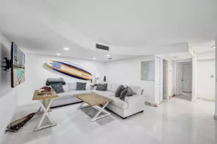 2751 S Ocean Dr, Hollywood, FL 33019 - Photo 32