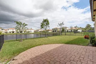 8835 Sandy Crk Wy, Lake Worth, FL 33467 - Photo 4