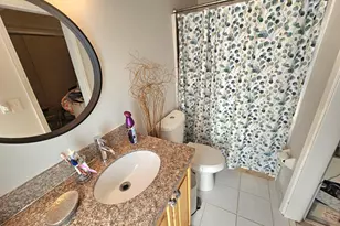 4021 E Shore Rd, Miramar, FL 33023 - Photo 14