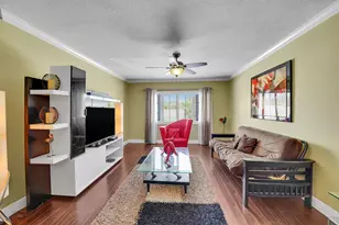 2230 NE 56th Pl, Fort Lauderdale, FL 33308 - Photo 4
