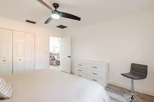 1860 Primrose Ln, Wellington, FL 33414 - Photo 18