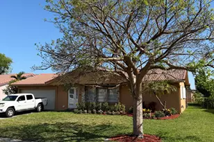 11020 NW 45th St, Coral Springs, FL 33065 - Photo 2