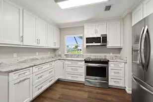 229 NE Sagamore Terrace, Port Saint Lucie, FL 34983 - Photo 6