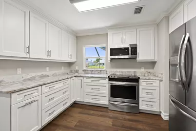 229 NE Sagamore Terrace, Port Saint Lucie, FL 34983 - Photo 6
