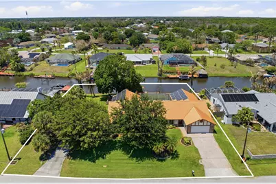 229 NE Sagamore Terrace, Port Saint Lucie, FL 34983 - Photo 2
