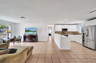 1208 NE 7th St, Pompano Beach, FL 33060 - Photo 10