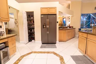 5062 Kensington Cir, Coral Springs, FL 33076 - Photo 6