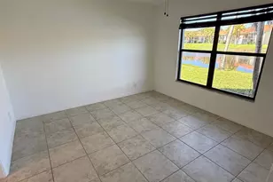 1515 Lake Crystal Dr, West Palm Beach, FL 33411 - Photo 12