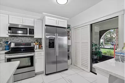 6328 W Longboat Ln Lane W #101, Boca Raton, FL 33433 - Photo 10